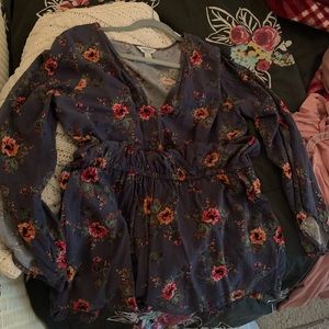 Long sleeve flowy romper.